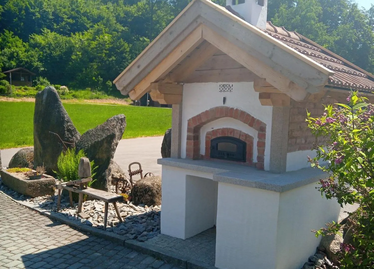 Grosszuegige Wohnung Bachblick Wald